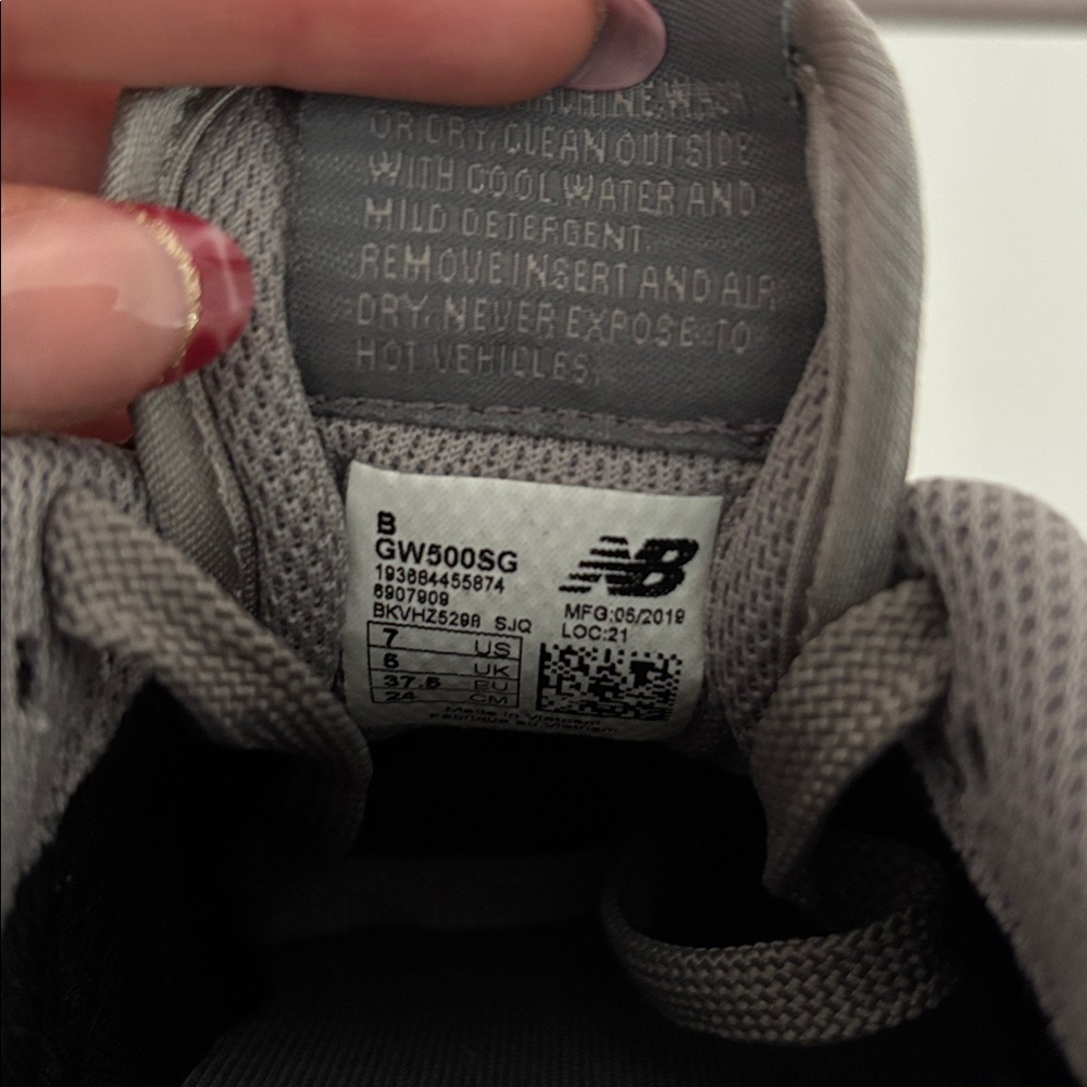 New Women New Balance 500 grey Sneakers - Picture 6 of 6